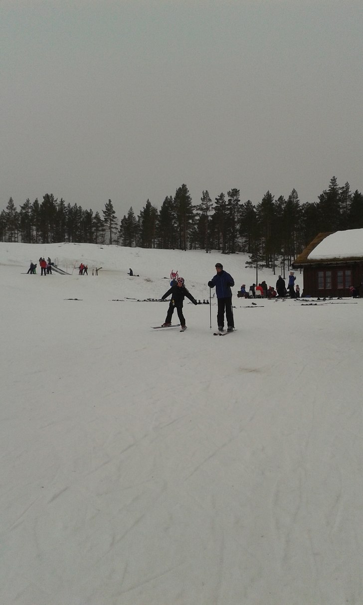 Knaben i dag
Godt med folk sjølv om det er litt r.