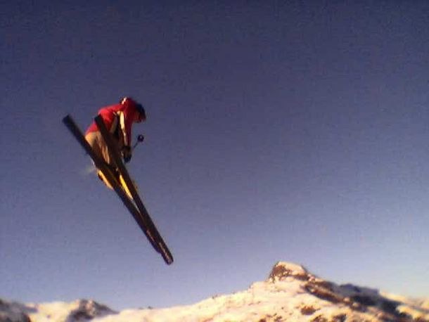 Bildet tatt med Kameratelefon Nokia 7650. Foto: Thomas Salvesen. Åkare: Glenn.