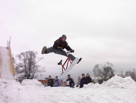 Snowbike (Funcross) uppvisning sponsrad av Max i B. Foto: Adam M. Åkare: Dippis.