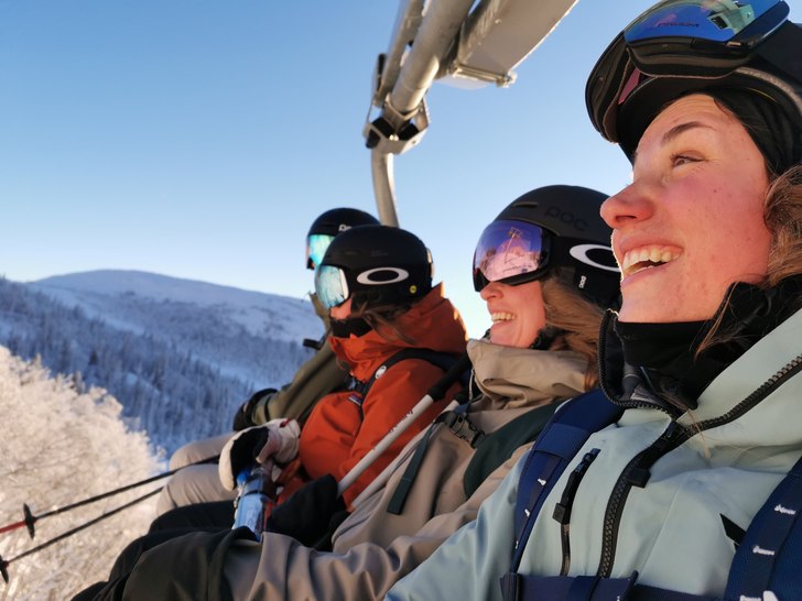 Jag minns faktiskt inte vad som var så roligt, me.