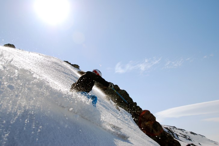 Sköna vårsvängar i Åre. Foto: Erik Hammarsten. Åkare: Patrik Andersson.