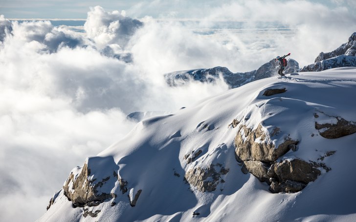 Anja Alme Gardli på väg mot det perfekta åket. . Foto: Axel Adolfsson. Åkare: Anja Alme Gardli.