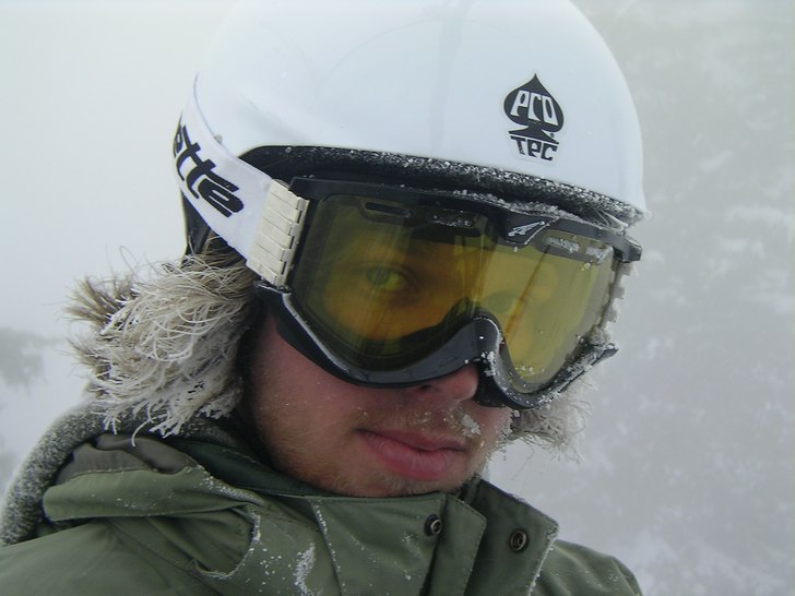 Är det kallt så är det fan kallt!. Foto: Johan Gustafson. Åkare: Filip Eriksson.