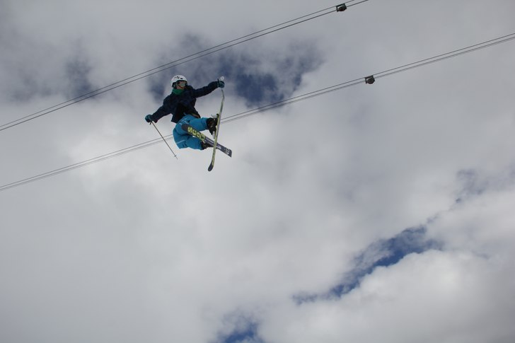 Andra svarta. Foto: Joel Larsson. Åkare: Isak Tano.