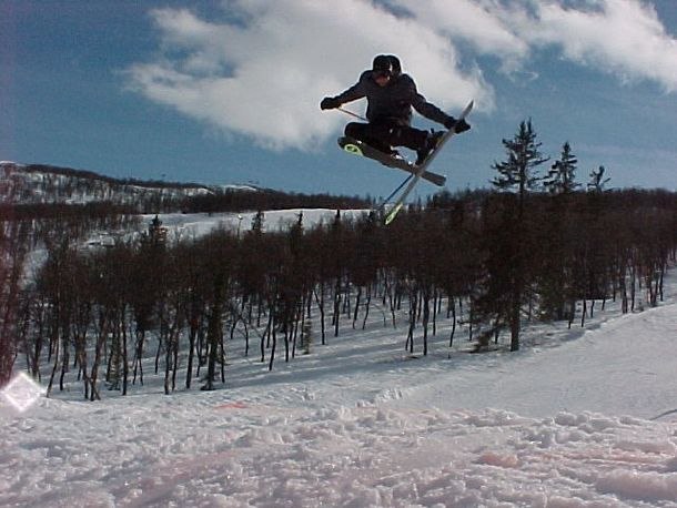 Foto: peter hilmersson. Åkare: simon bergman.