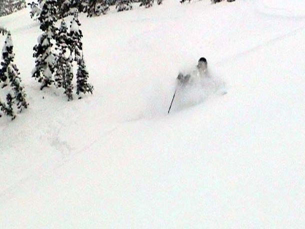 Bottenlöst puder i Brighton, Utah.. Foto: Fredrik Ericsson. Åkare: Magnus Lageson.