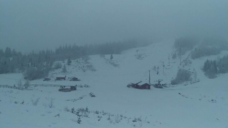 Nypreppet og nysnø!
Faste og fine forhold, det ha.