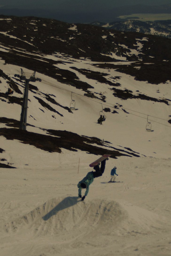 handplantsel åre säsongs avslut. Foto: Petter Nordlander. Åkare: Emil Eriksson.