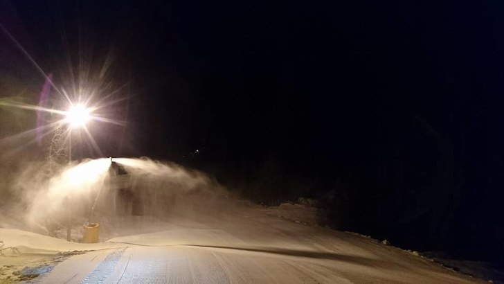 Lite vind og -6
Travelt om dagen og travelt om nat.
