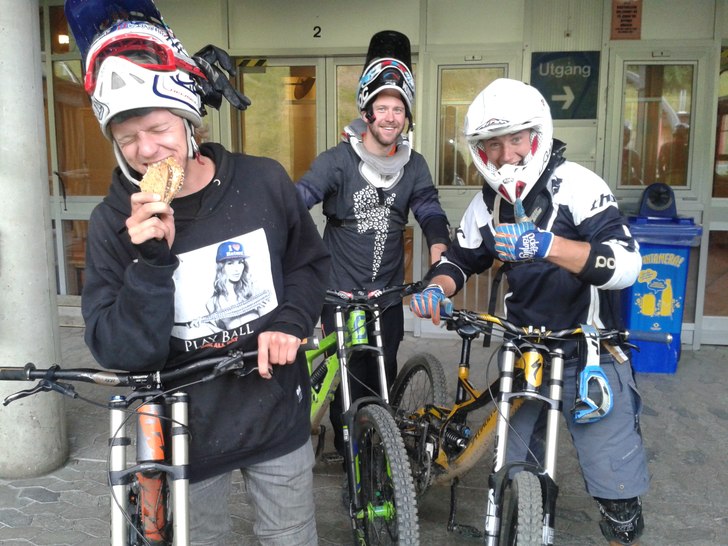 Some friends in the bike park Åre.