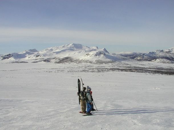hannes, tomas, maja 
(& Emil bakom kameran)
. Foto: Emil Axelsson. Åkare: okänd.