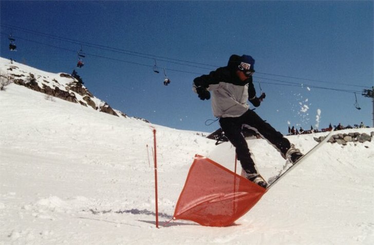 Olla högre nästa gång! Fast smitningen från li. Foto: David Käck. Åkare: Johan Bernhardsson.