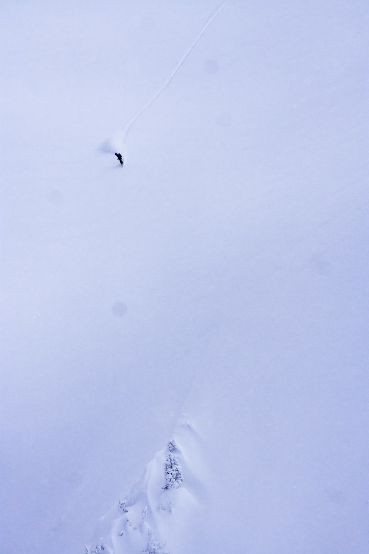 Micke påväg ner i en ränna i Superbowl...... Foto: Per Nyberg. Åkare: Mikael Norrman.