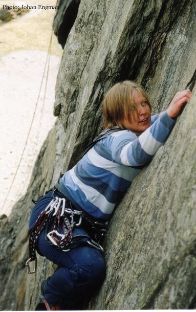 Klättring i les Gaillands, chamonix. Foto: Johan Engman. Åkare: Camilla Adolfsson.