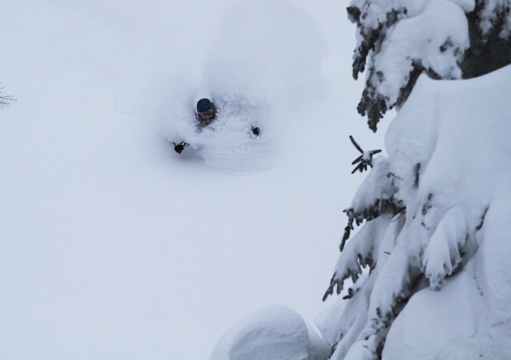Utrolig bra snø i Kioro i starten av februar 2013. Foto: Tor-Einar Wahl. Åkare: Turid Kleveland.