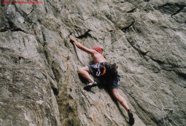 Sigge från norge leder en 5 c i les gaillands, Ch. Foto: Johan Engman. Åkare: sigge.