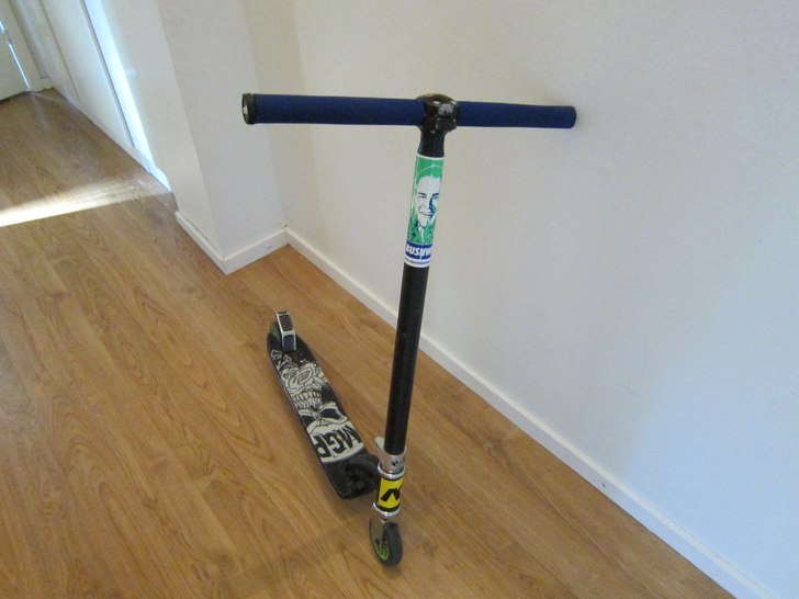 Ny griptejp! Madd Gear Pro shocktape!!!. Foto: me. Åkare: air.