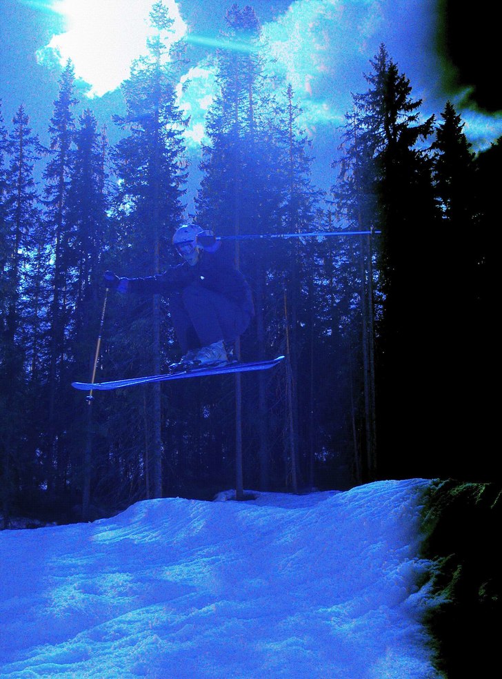 Hände något med denna bilden. Dock fick den en f. Foto: Anna Andreasson. Åkare: Johannes Nilsson.