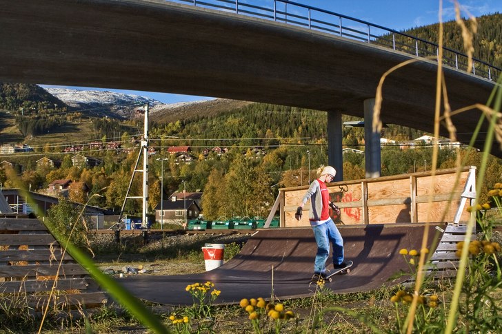 Jag och Jennie drog ut i det härliga höstvädret. Foto: Niclas Magnusson. Åkare: Jennie Olofsson.
