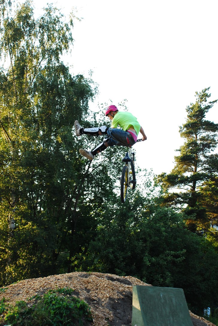 Drar på med en FET Nfcc. Foto: Rasmus gustavsson. Åkare: Björn kling.