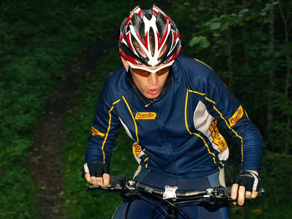 Foto: Martin Jonsson. Åkare: Daniel Larsson.