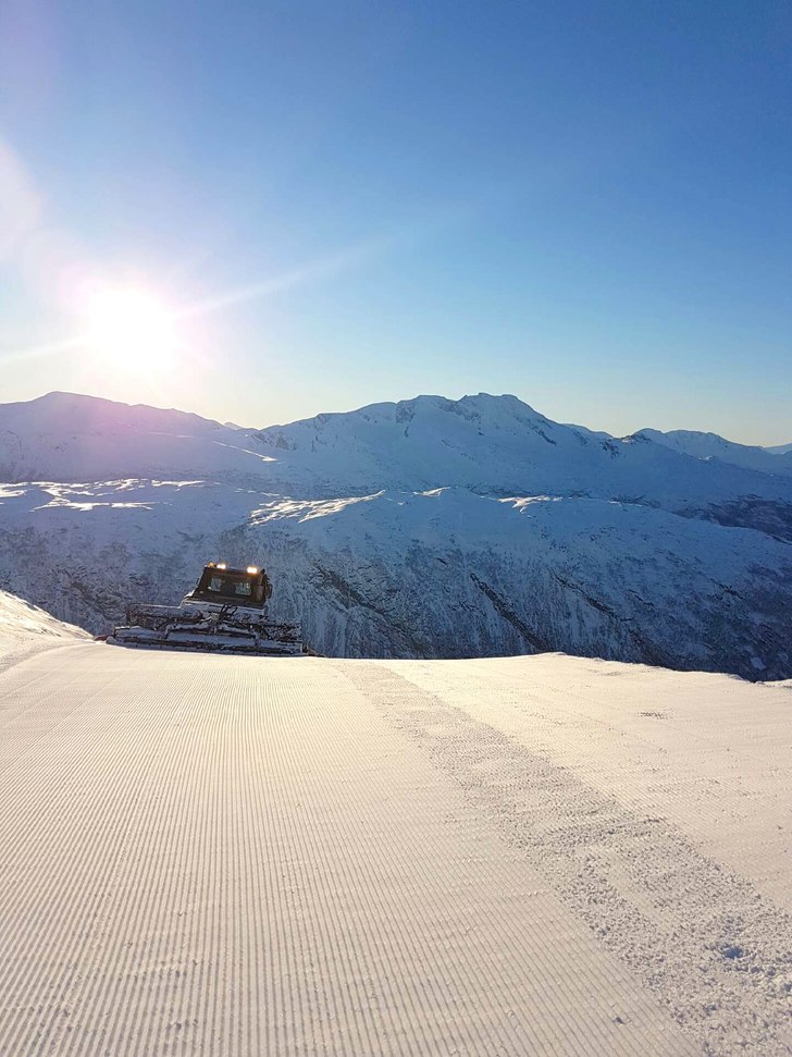 Nok en dag med sol og skyfri himmel!
Kalde fine fo.