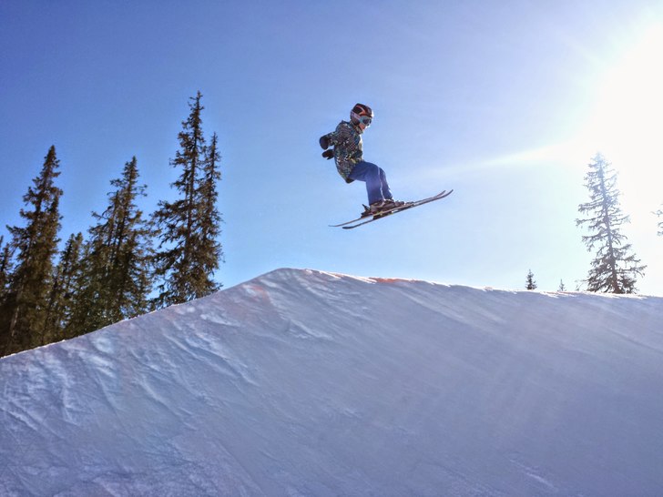 Vi holder åpent som vanlig frem til og med Fredag.