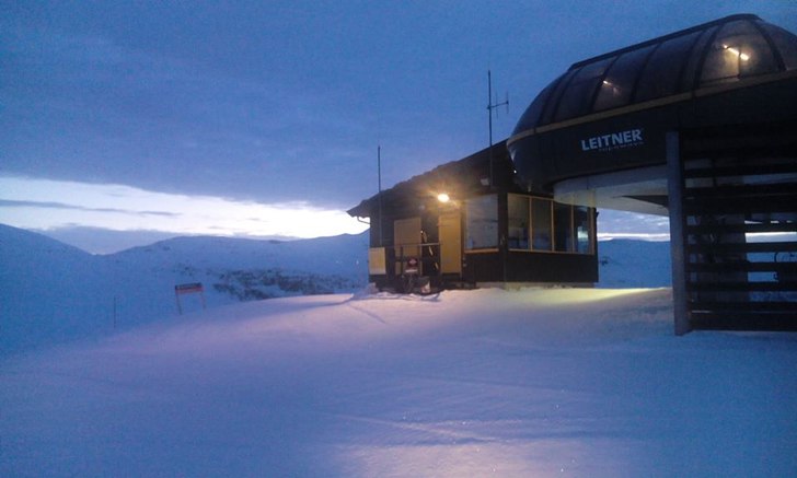 Tysdag
Tidlig på morgonen er det faste og fine fo.