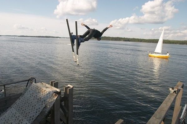 Lite hoppträning på Bosön.. Foto: Rickard Dahlstrand. Åkare: Gustaf Sjöberg.