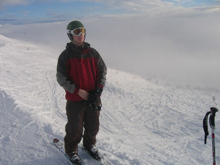 En skön dag på toppen av Kittelfjäll. Foto: Martin Eklund. Åkare: Johan Neiström.