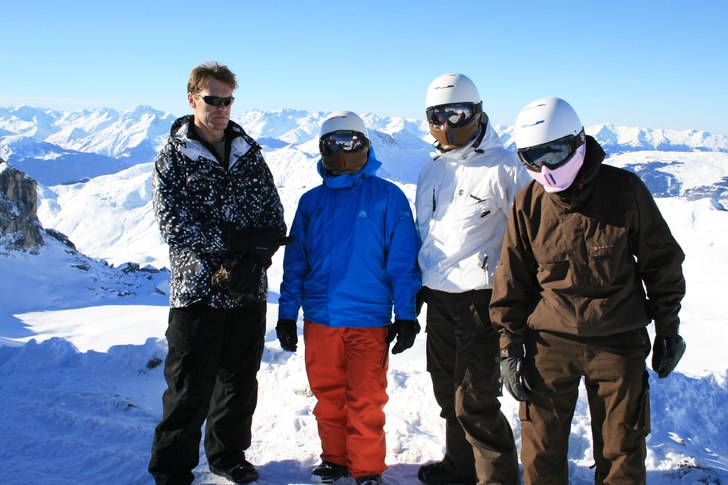 Da boys at the top of the world...freezing cold, M. Foto: Ruroc snowboarding crew. Åkare: Steve, Mikie, Bob, Paul and Travis.