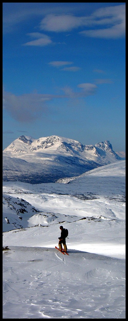 Fina utsikt över Norge. Foto: Mikael Öhlund. Åkare: Simon Pontér.