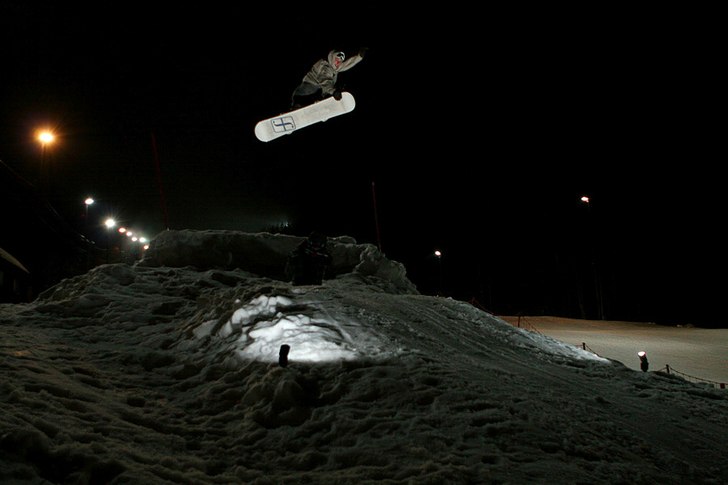 Backside Air!. Foto: Mattias Lönnström. Åkare: Erik Borg.