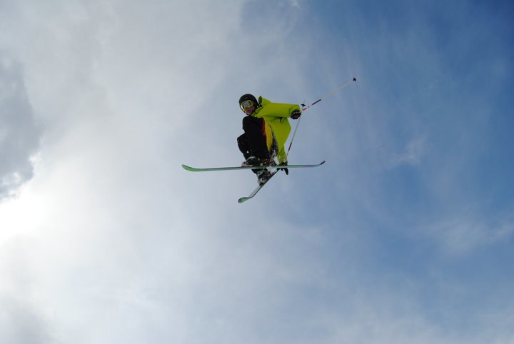 Foto: Peter Isaksson. Åkare: Gustav Kindgren.