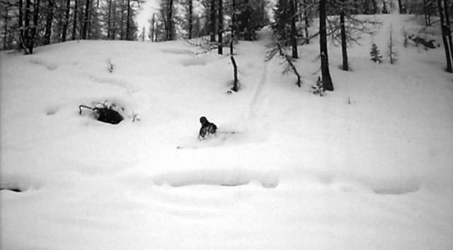 Pow.. Foto: Elin Andersson. Åkare: Petter Andersson.