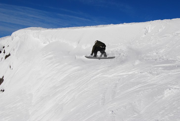 Drop and Grab:D. Foto: Tobias Andersson. Åkare: Simon Åsén.