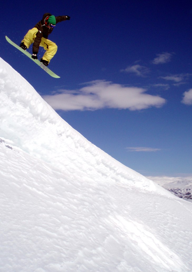 Cab 180 mute, en solig dag med mycket snö och mys. Foto: KR. Åkare: Aron.