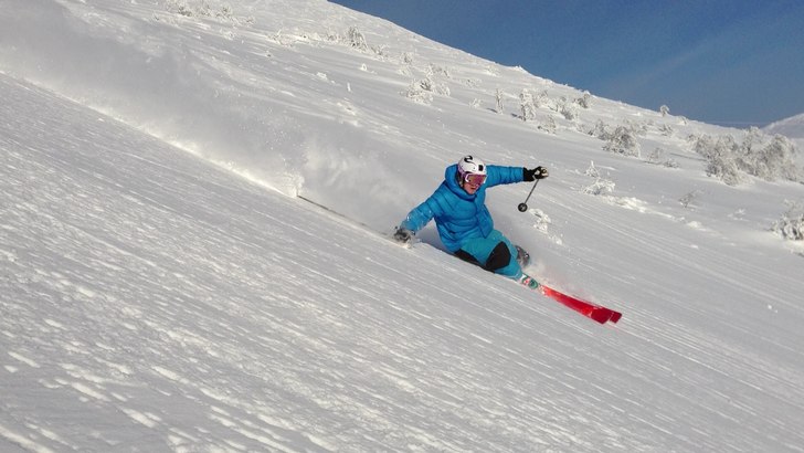 Skönt åk på högzon. Foto: Fabian Derk. Åkare: Philip Lindqvist.