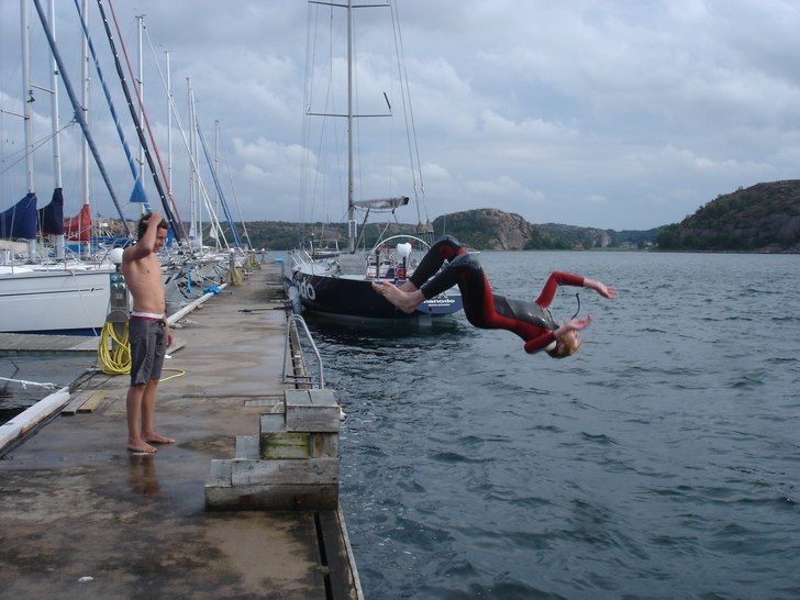 Efter o ha åkt lite vattenskidor,, upp ur vattnet. Åkare: OLLE= My SELF.