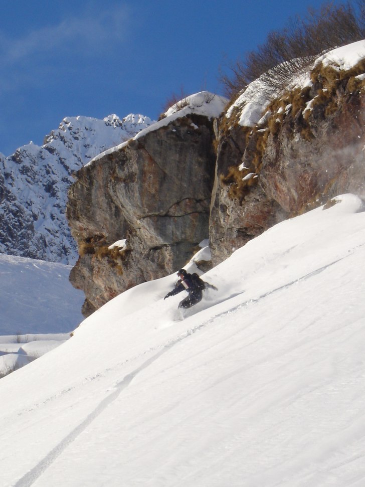 Ett skönt drop.Lite långsamm fotograf bara.... Foto: Jonas Zingmark. Åkare: Linus Hagberg.