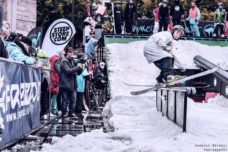 http://www.facebook.com/AndreasBryngelPhotography. Foto: Andreas Bryngel. Åkare: Niklas Turku.