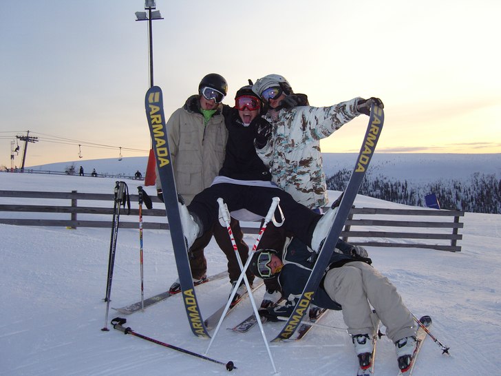 Efter en lång dag i tandå. Foto: anders Elofsson. Åkare: Mxi,Lucas,Fidde,rickard.