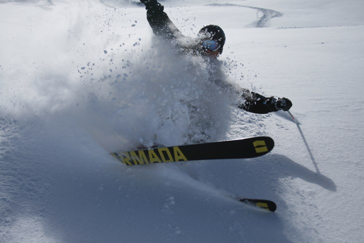 Bra sponsbild.. eller?. Foto: Sebastian Westberg. Åkare: Axel Milton.