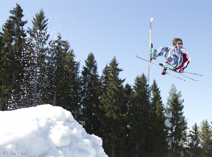Minns inte vad han gjorde.

BÖR SES FÖRSTORAD!. Foto: Jens Hunt. Åkare: Random lillkille.