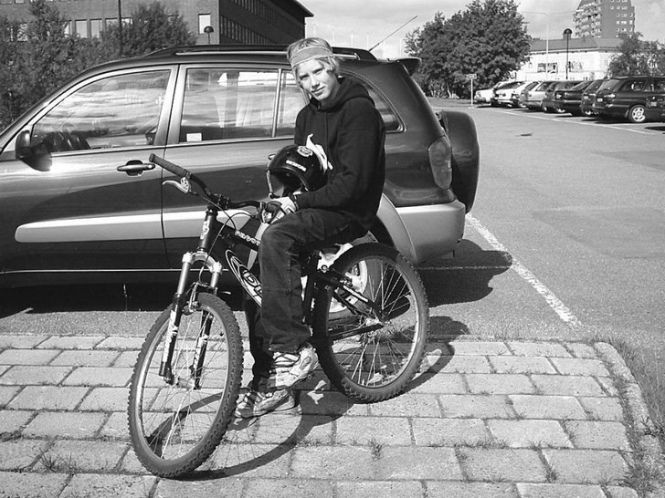 Foto: Jonathan Johansson.. Åkare: Robin Ljung..