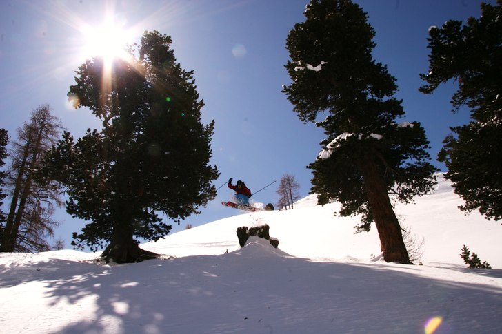 Härlig dag efter nysnö o toppat med sol!. Foto: Andreas Alm. Åkare: Adam Jonsson.