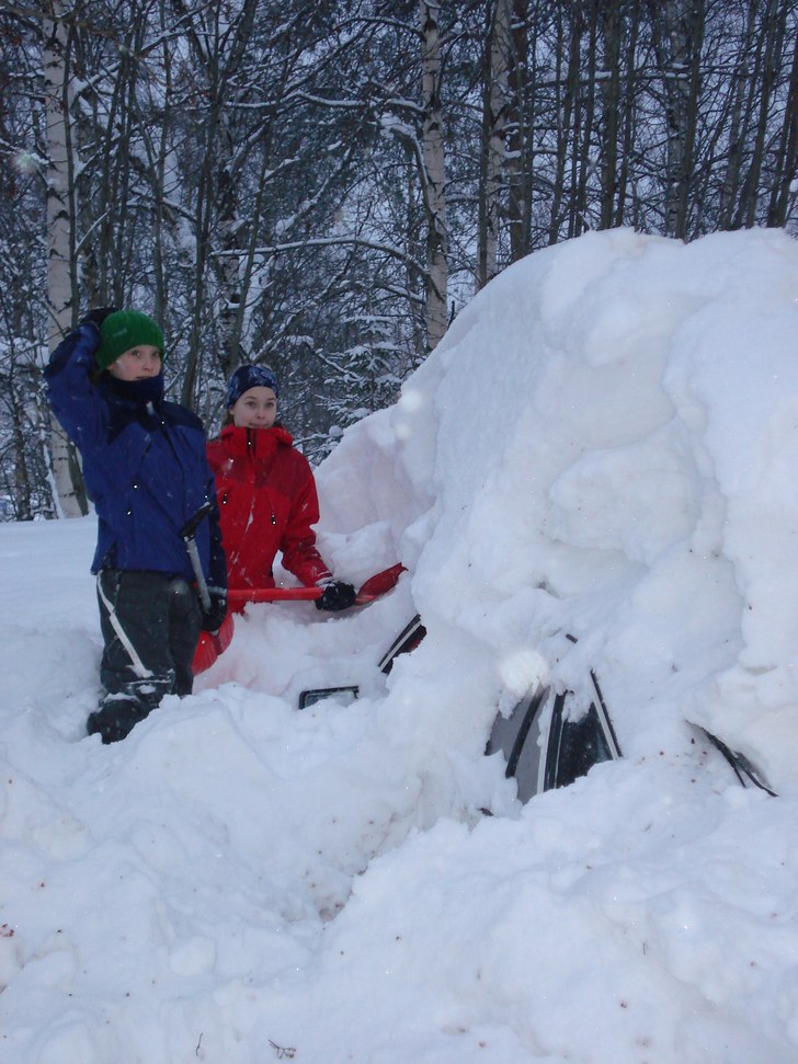 Vintern 06/07 vad mer kan sägas :-). Foto: Thomas Hägg. Åkare: mina barn.