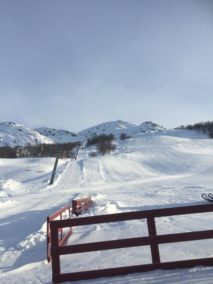 Lørdag 13. Februar
For et fantastisk vær! Vindst.