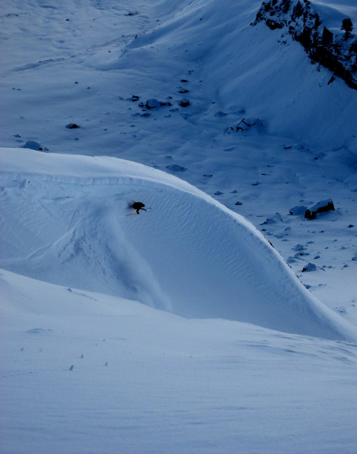 Ett fint kort av en fin sväng på en fin dag.. Foto: David Rangsjö. Åkare: Theodore Birkner.