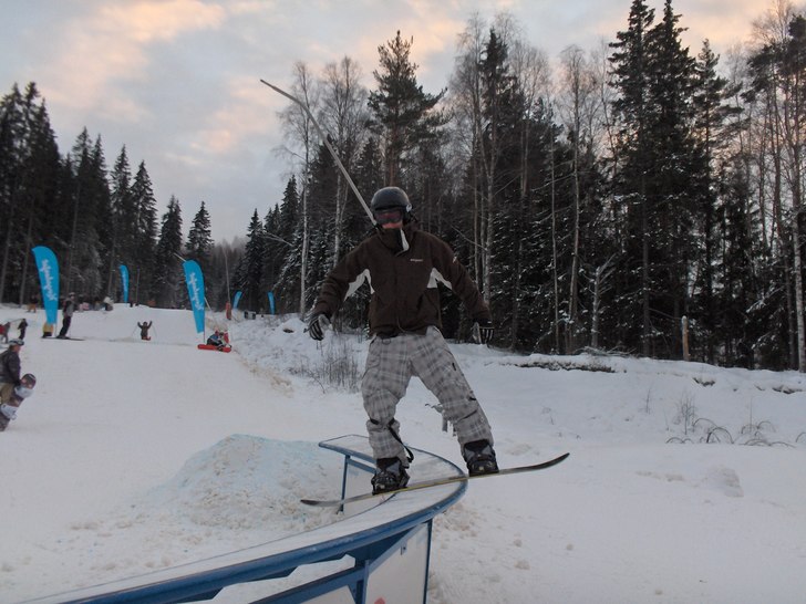 samma C-rail. Foto: simon. lindberg. Åkare: robert.ericsson.karlström.